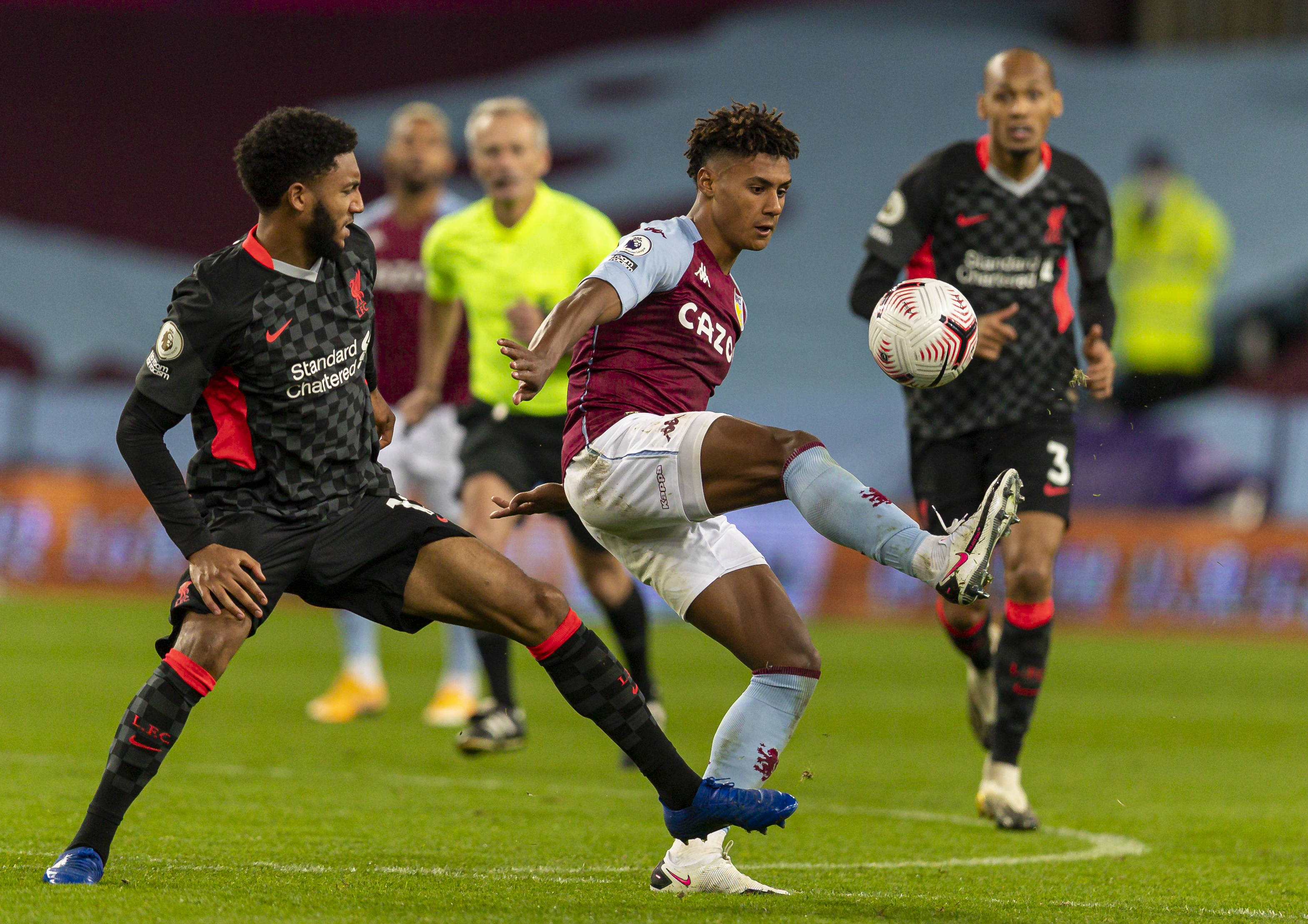 还有来自英 还有来自英